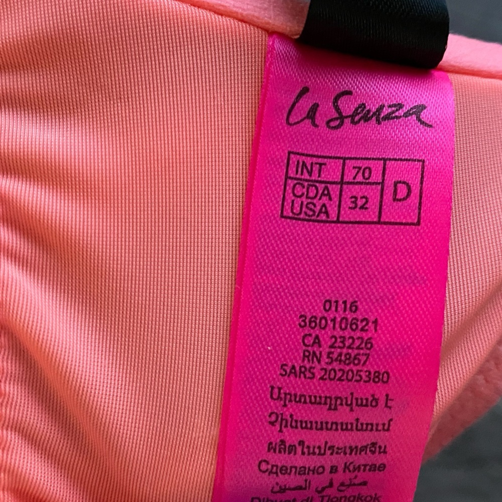 2/$18 bras La Senza bright pink front clasp push up w/ sexy racerback strap - Picture 7 of 8